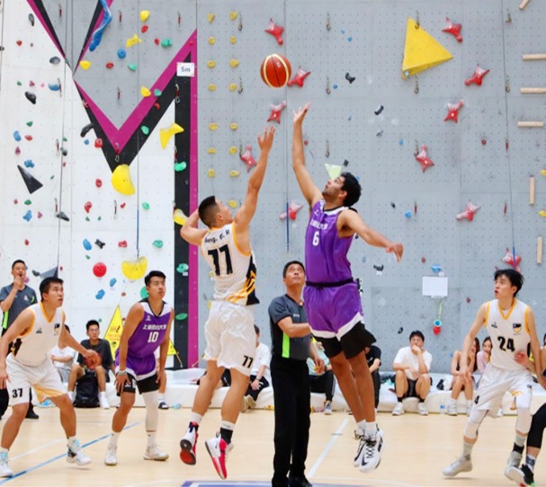 特德斯科：德布劳内能发现其他人发现不了的空当，并传出好球